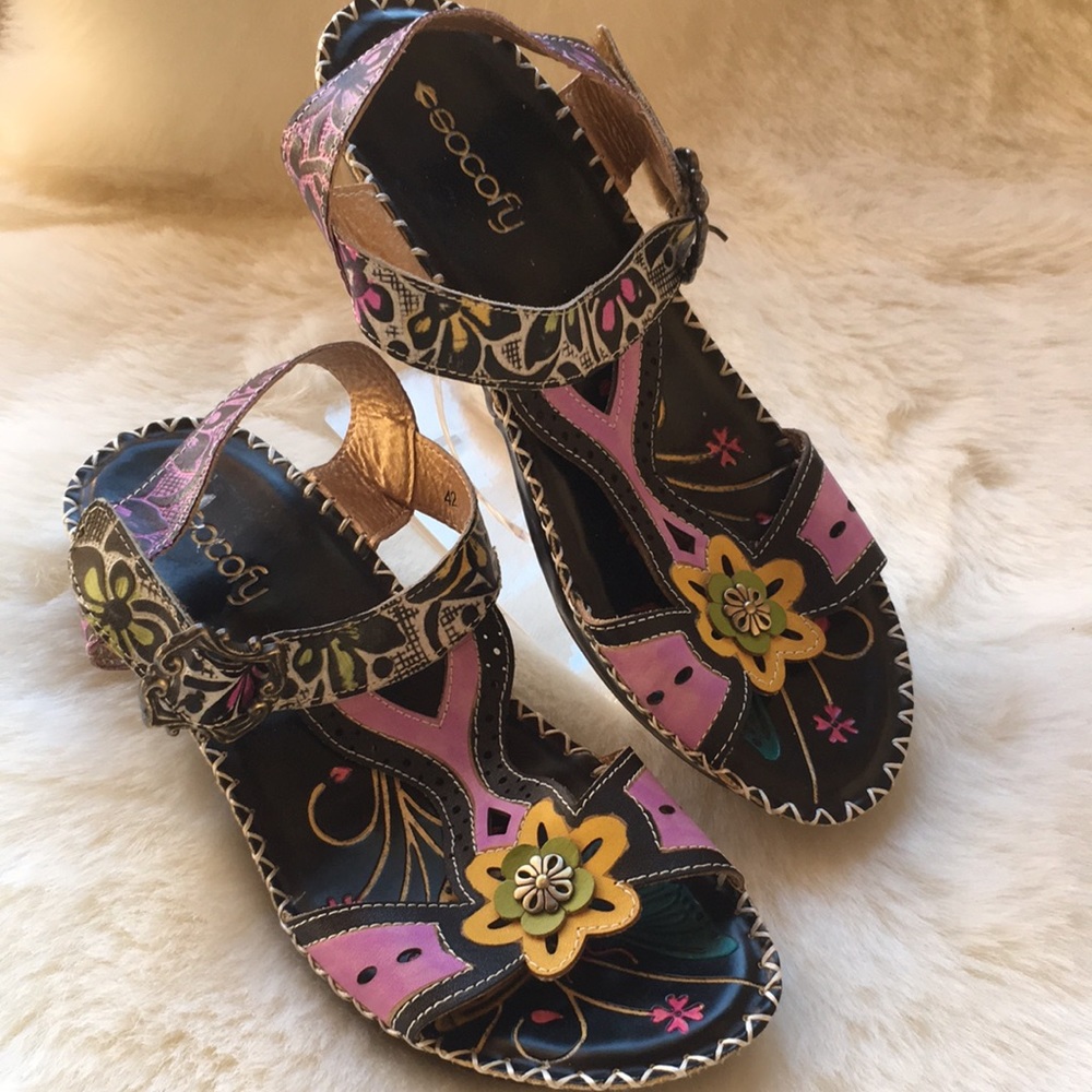 SOCOFY WOMEN SANDALS SIZE 42